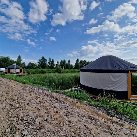 Chatka Pradziadka I Jurty Na Wodzie Pokrowka Экстерьер фото